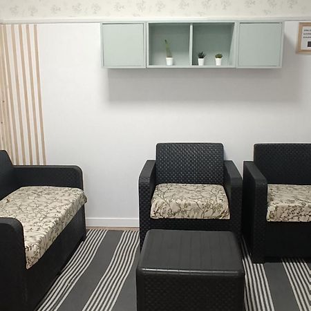 Hostel Bretema Lugo Luaran gambar