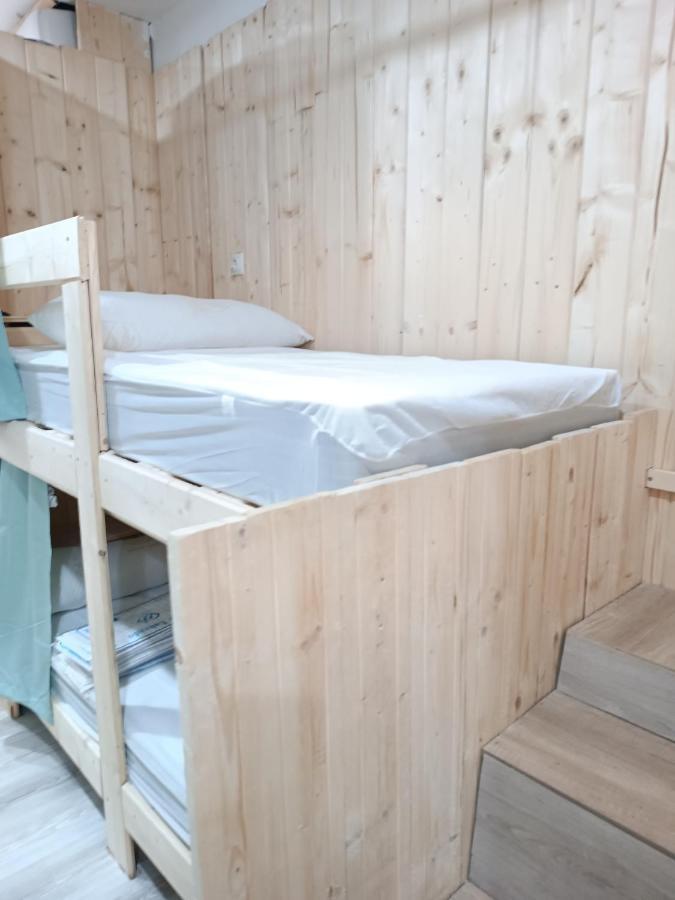 Hostel Bretema Lugo Luaran gambar